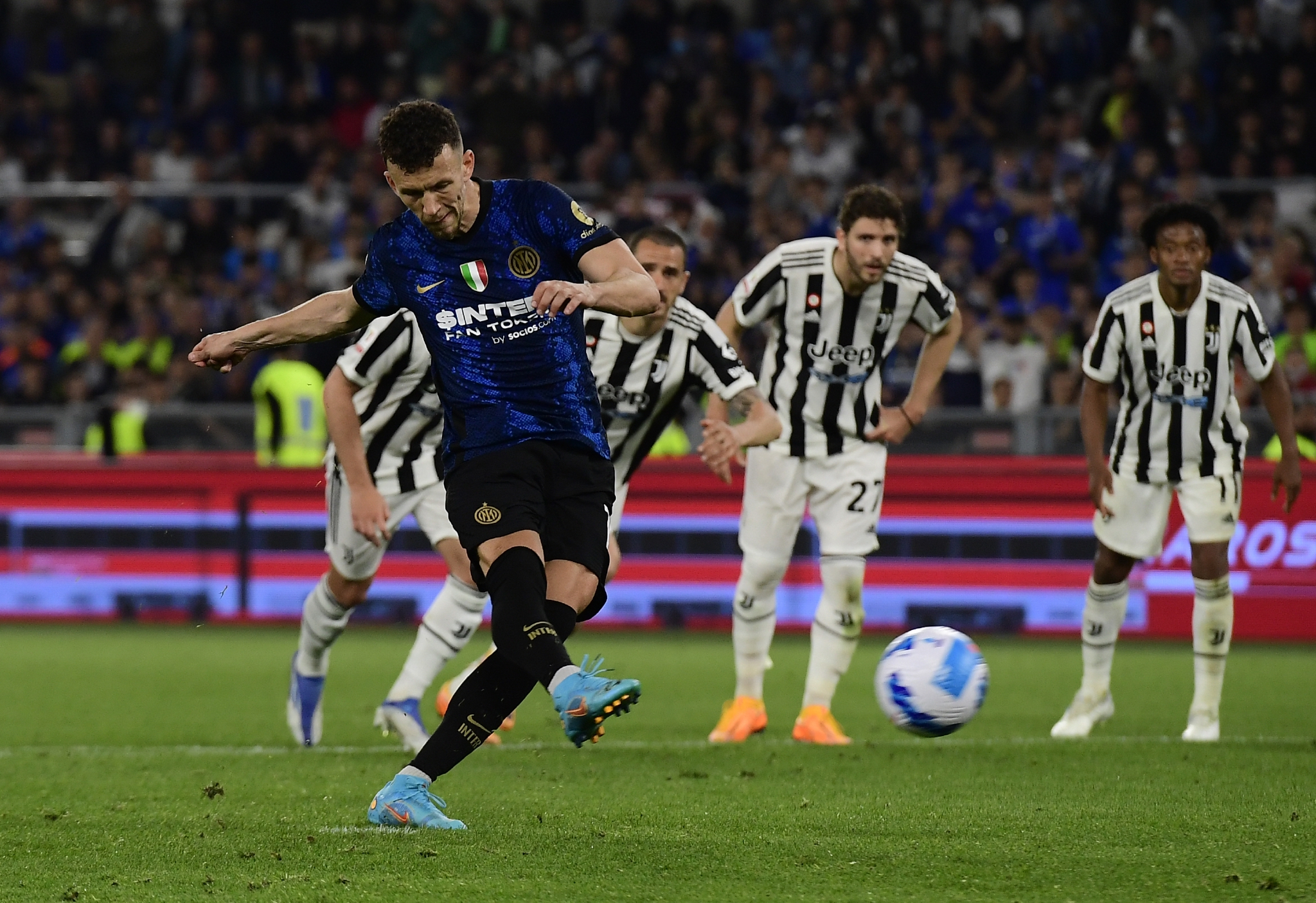 意大利杯赛前走向成谜，广州队强势反弹，信心回归，心理建设被强调-开云体育赛事