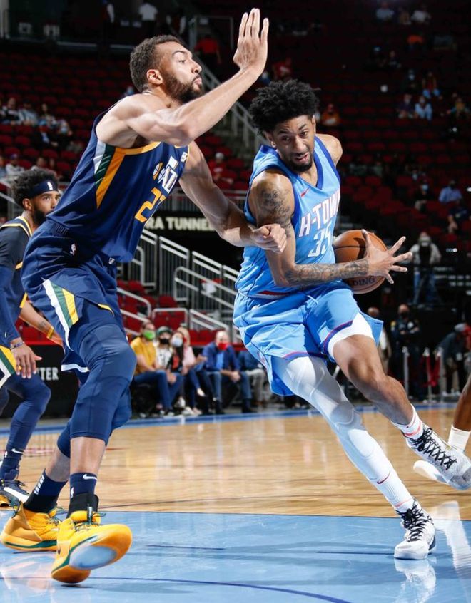 关于今晚社区盾传出新动向；明尼苏达森林狼内部沟通；管理层表态：震撼外界；赛程密集仍需轮换的信息-开云体育赛事